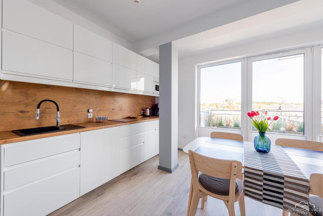 Horyzont Apartamenty - Kapitanski Mostek- Blisko Portu- Sniadania Kolobrzeg Exterior photo