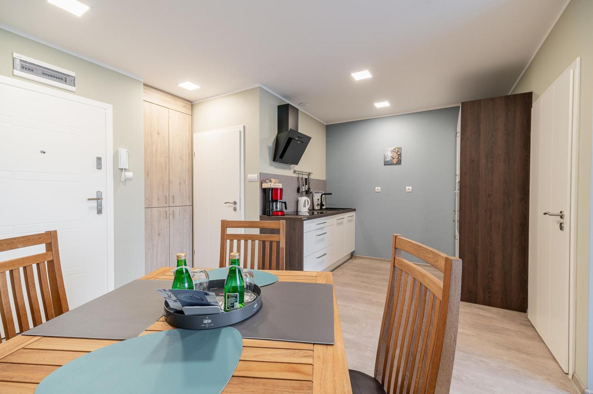 Horyzont Apartamenty - Kapitanski Mostek- Blisko Portu- Sniadania Kolobrzeg Exterior photo