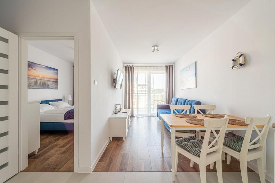 Horyzont Apartamenty - Kapitanski Mostek- Blisko Portu- Sniadania Kolobrzeg Exterior photo